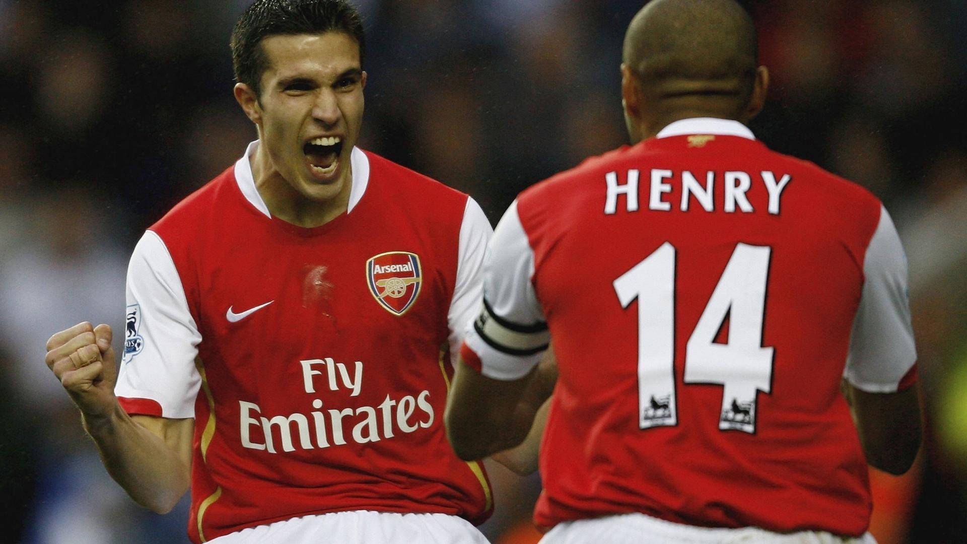 拜仁替补小将首次登场便斩获进球,拜仁17岁小将